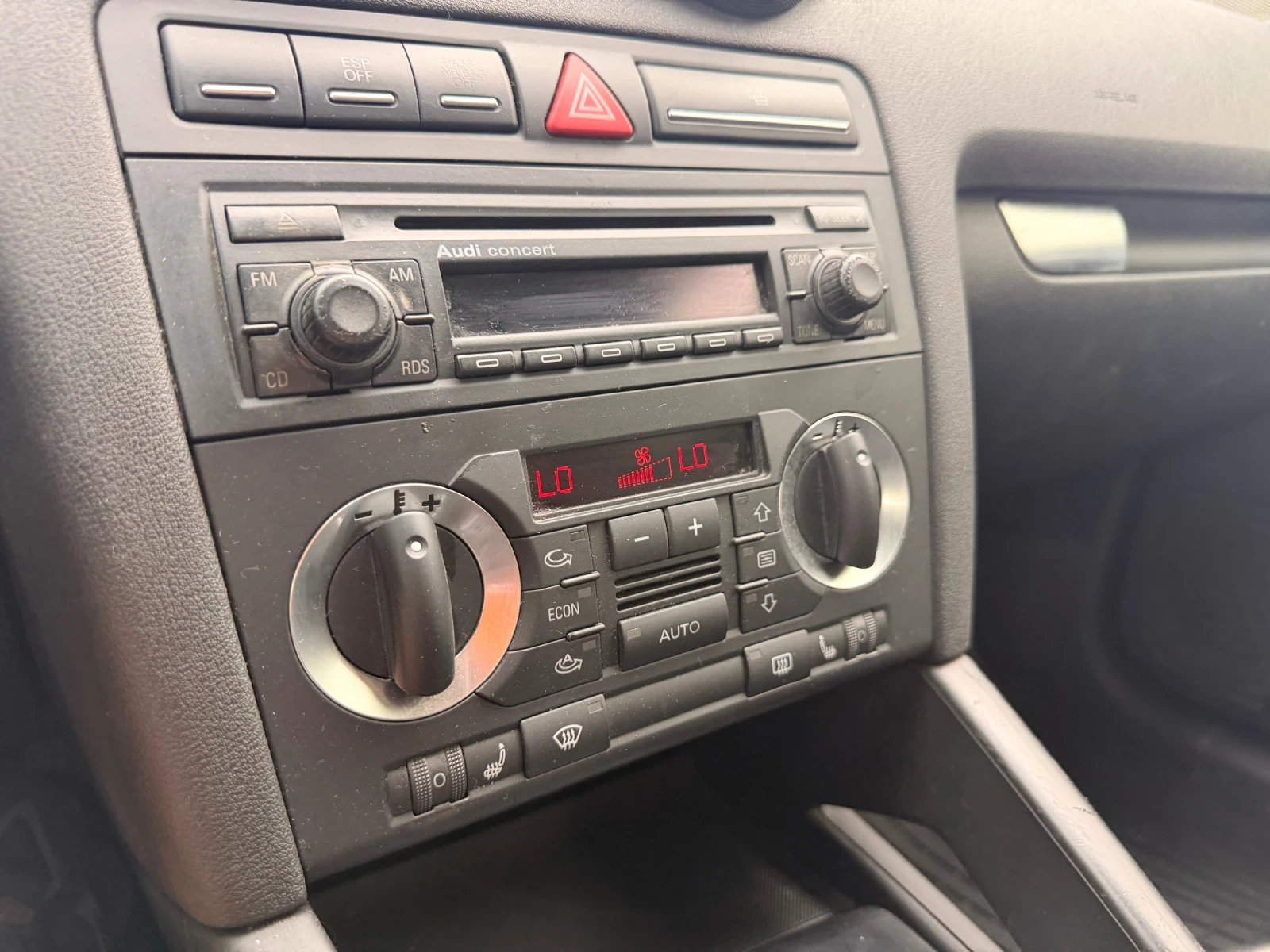 Audi A3 2.0TDI / QUATTRO, снимка 13 - Автомобили и джипове - 55122380