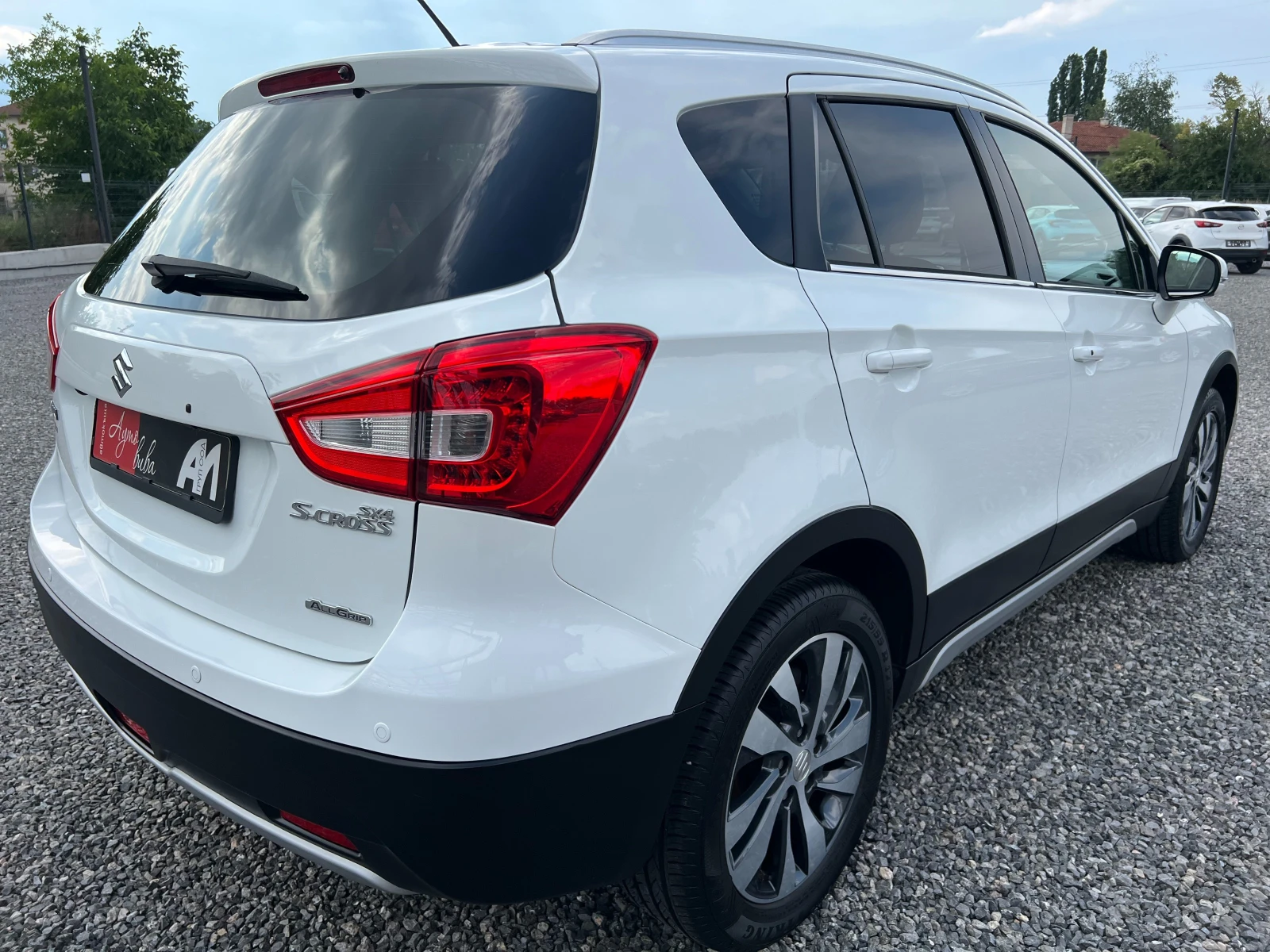 Suzuki SX4 1.6DDIS ALL GRIP/4x4/EURO 6/ДИСТРОНИК/НАВИ/КАМЕРА/, снимка 4 - Автомобили и джипове - 55128355