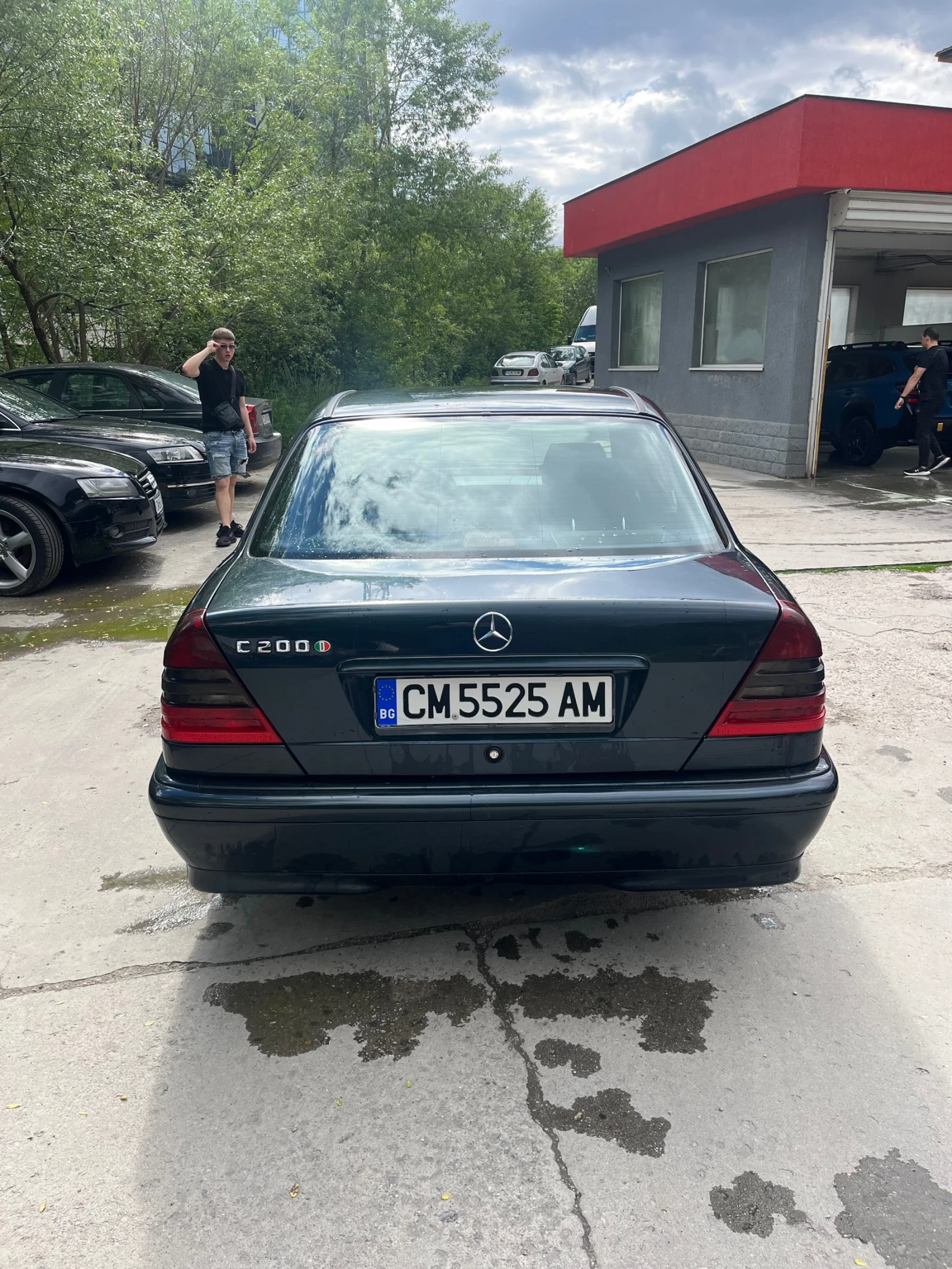 Mercedes-Benz C 200, снимка 2 - Автомобили и джипове - 55622480
