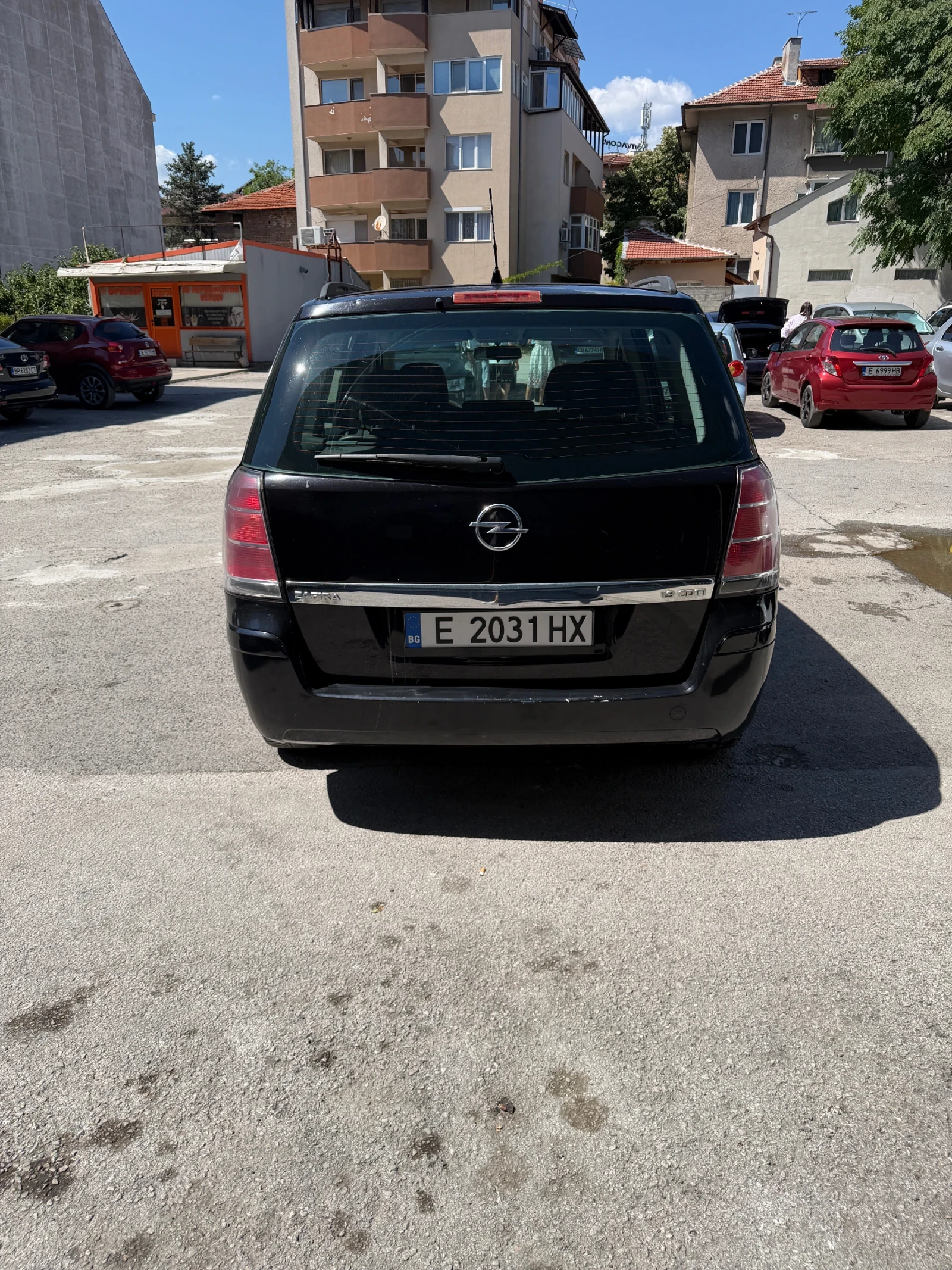 Opel Zafira, снимка 3 - Автомобили и джипове - 55851685