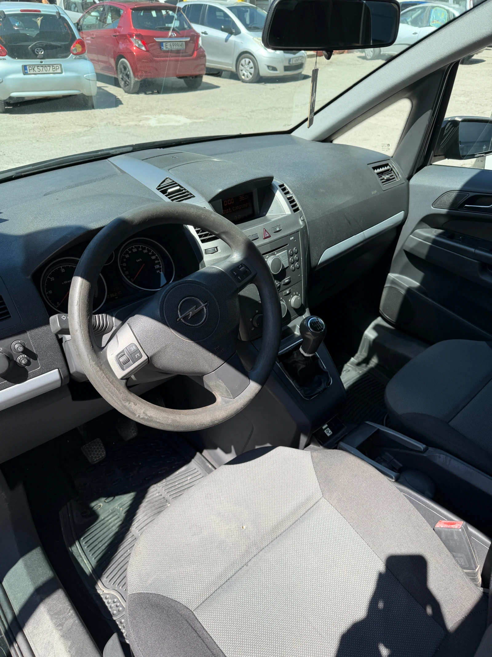 Opel Zafira, снимка 4 - Автомобили и джипове - 55851685