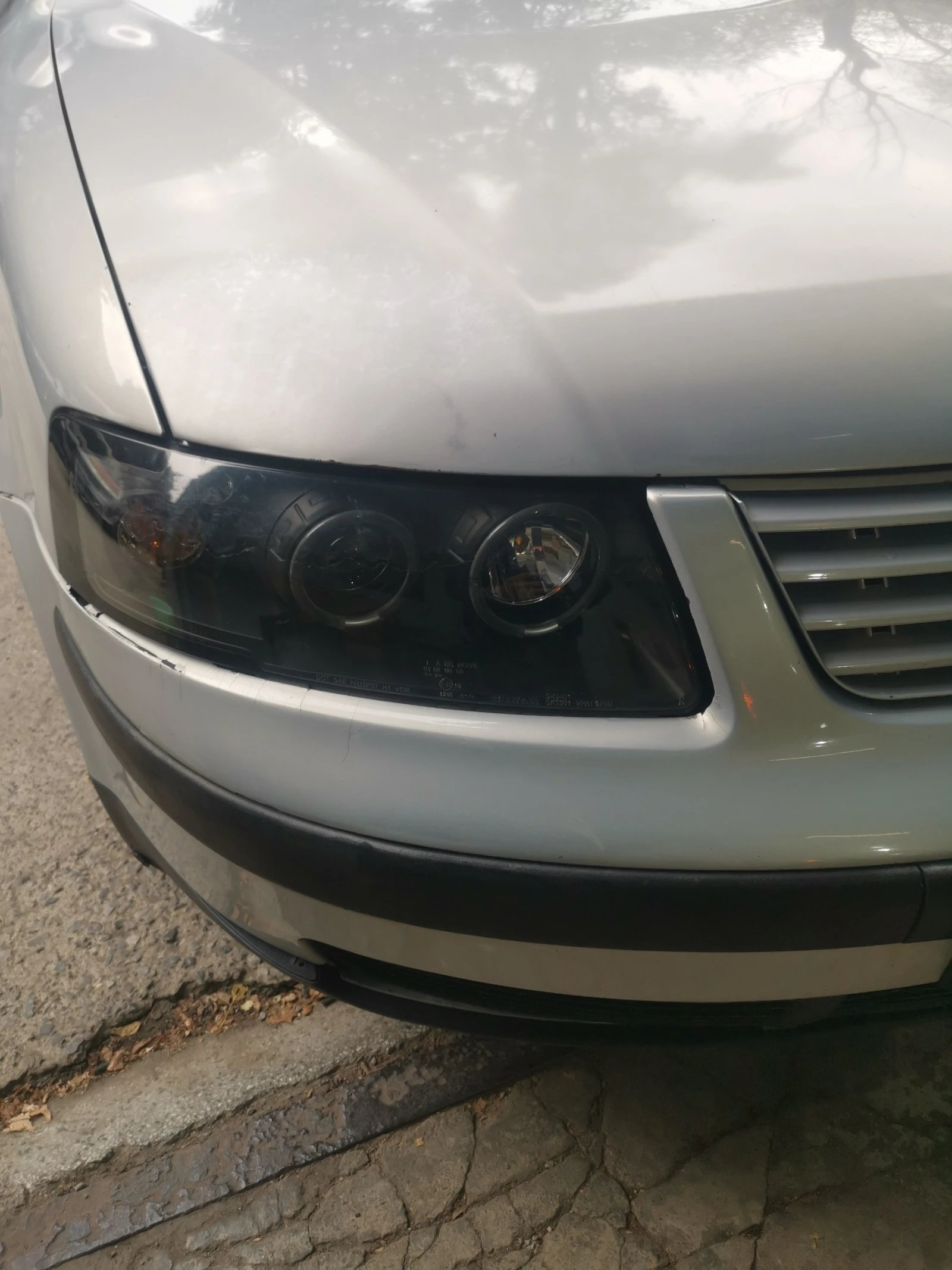 VW Passat 1.9 TDI, снимка 16 - Автомобили и джипове - 56442215