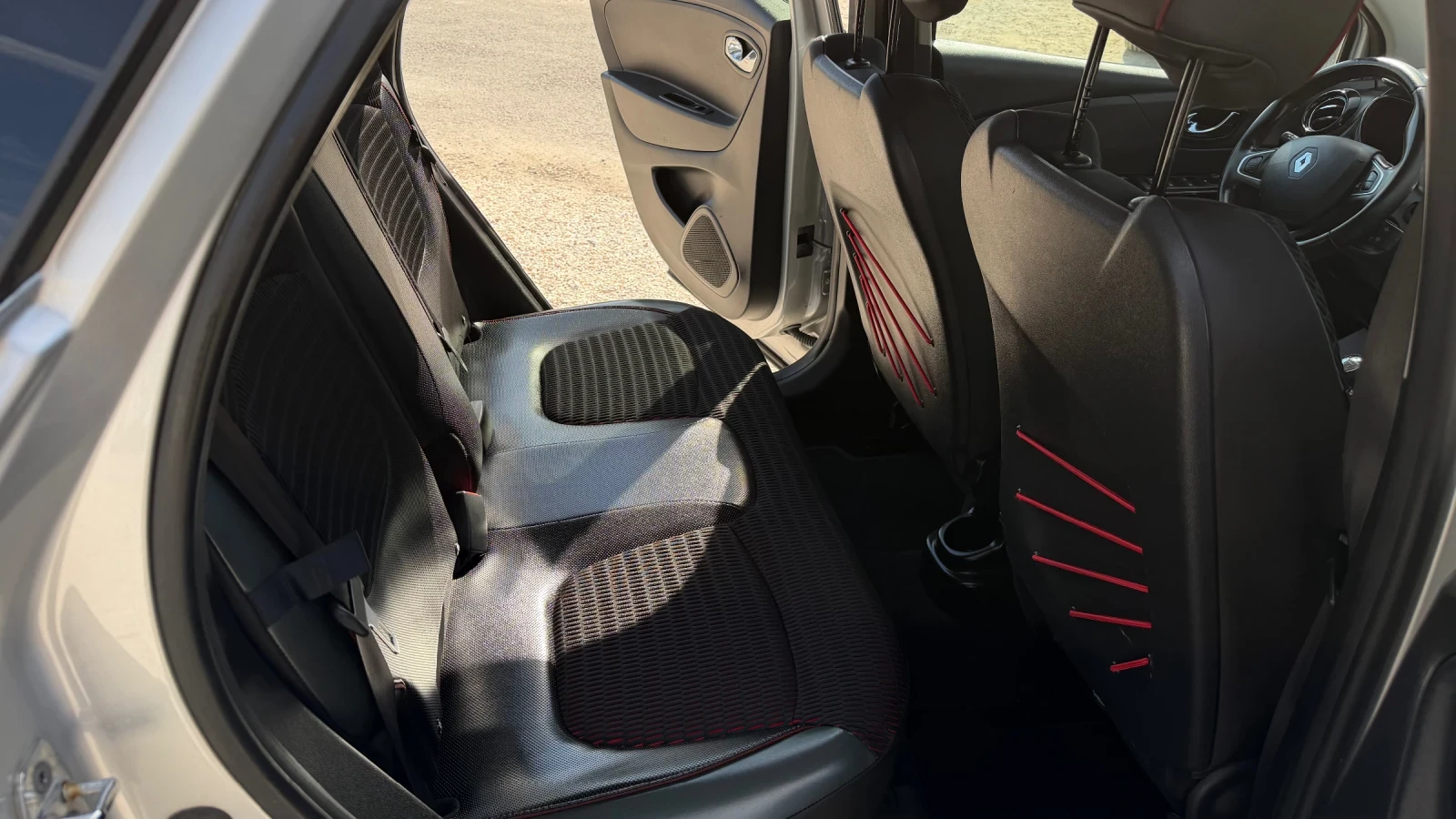 Renault Captur ��� ���� �� ������ | Mobile.bg � ����������� 7