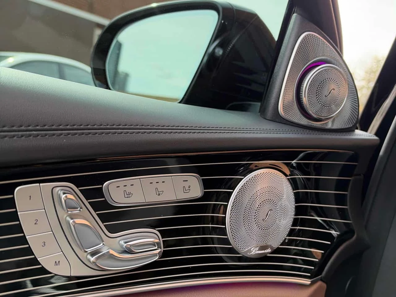 Mercedes-Benz E 63 AMG * E 63 S * CARFAX * ���� �� �� | Mobile.bg � ����������� 7