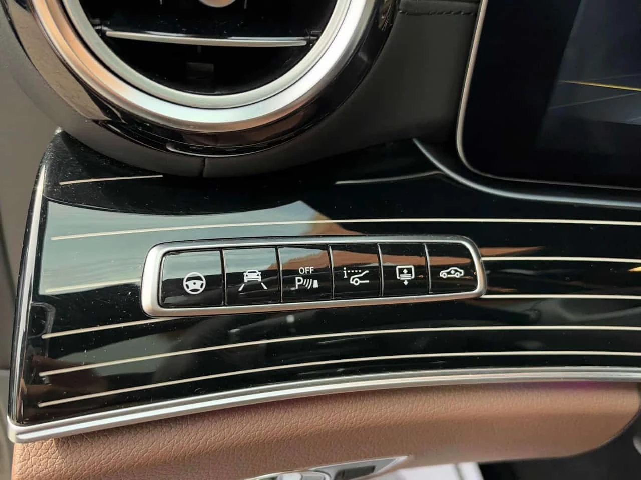 Mercedes-Benz E 63 AMG * E 63 S * CARFAX * ���� �� �� | Mobile.bg � ����������� 14