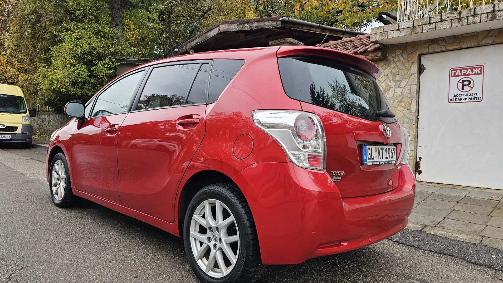 Toyota Verso 1.8, снимка 3 - Автомобили и джипове - 56750866