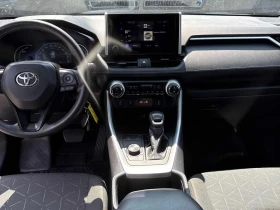 Toyota Rav4 * Hybrid LE AWD * CARFAX * ОПЦИЯ ЗА ФИНАНСИРАНЕ, снимка 9