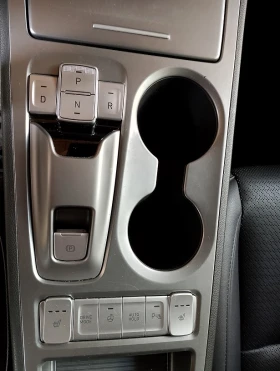 Hyundai Kona 64KWh* SOH100%* PREMIUM* DISTRONIC*  | Mobile.bg    9