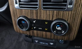 Land Rover Range rover 4.4* V8* ОБДУХВАНЕ* ХЕДЪП* МАСАЖ* LANE* ASSIST*  | Auto.bg — изображение 16