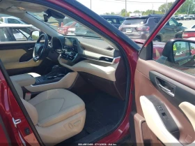 Toyota Highlander XLE * AWD * HYBRID * PANO * AMBIENT * ACC * CARPLA | Auto.bg — изображение 7