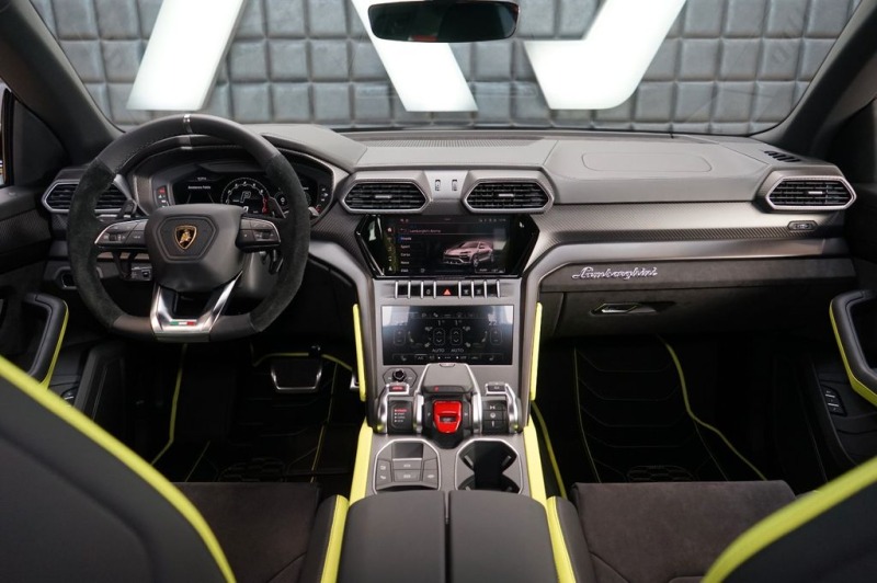 Lamborghini Urus CARBON , снимка 8 - Автомобили и джипове - 45071950