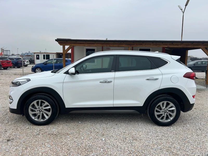 Hyundai Tucson * 1.7* CRDI* Xpossible* Автоматик* Камера* , снимка 6 - Автомобили и джипове - 49254570