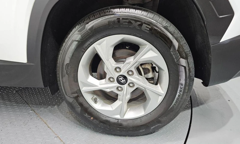 Hyundai Tucson Gasoline 1.6 Turbo 2WD Modern, снимка 5 - Автомобили и джипове - 52069939