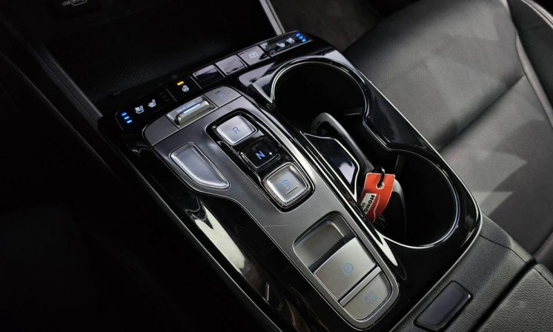 Hyundai Tucson Gasoline 1.6 Turbo 2WD Modern, снимка 9 - Автомобили и джипове - 52069939