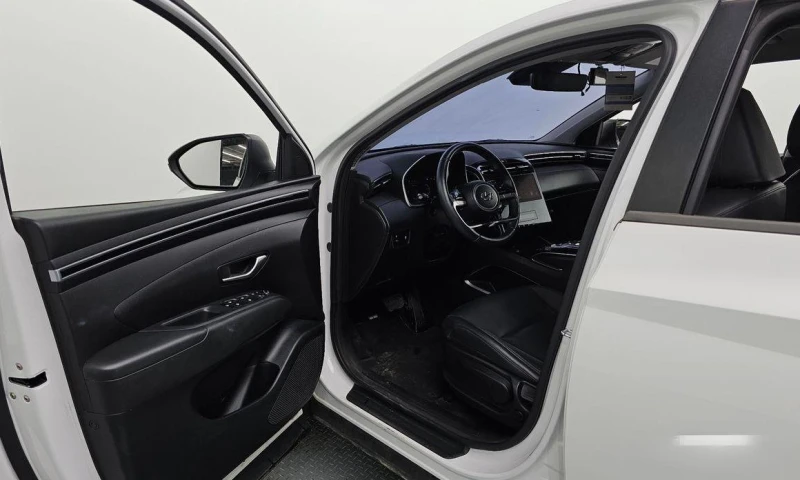 Hyundai Tucson Gasoline 1.6 Turbo 2WD Modern, снимка 10 - Автомобили и джипове - 52069939