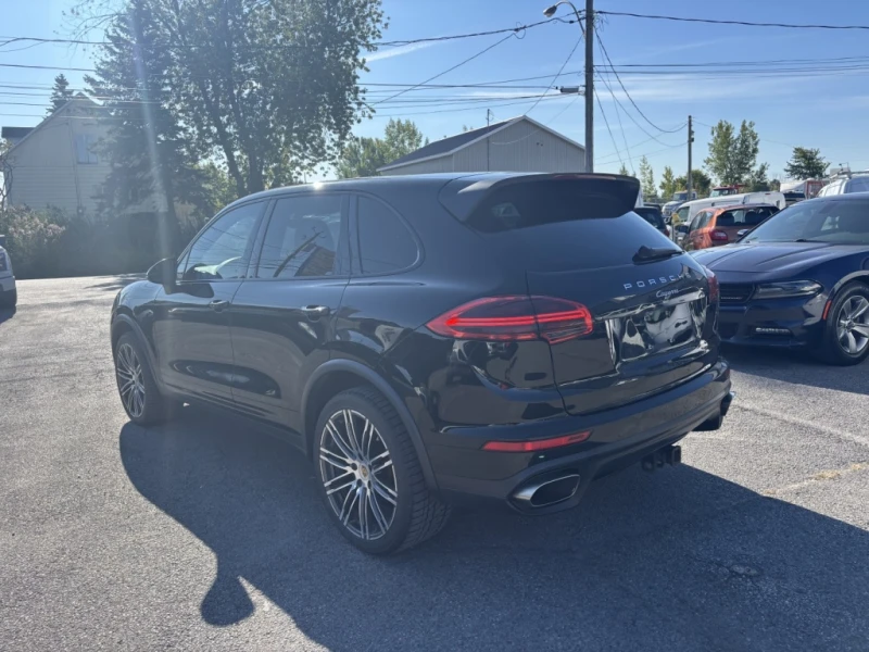 Porsche Cayenne FACELIFT* PDK* 360КАМЕРА* ДИСТРОНИК* , снимка 4 - Автомобили и джипове - 52098199