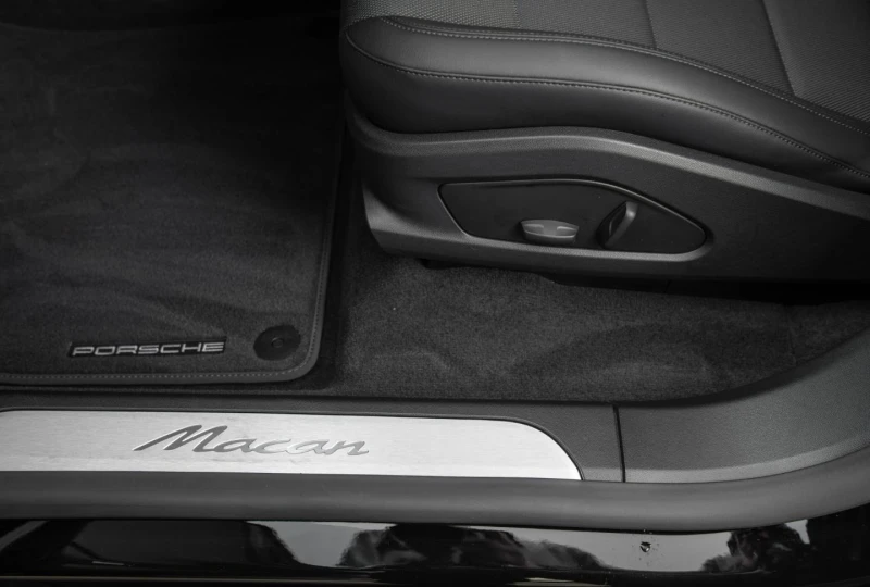 Porsche Macan ELECTRIC/NEW MODEL/BOSE/LED/CAMERA/20/, снимка 8 - Автомобили и джипове - 52221310