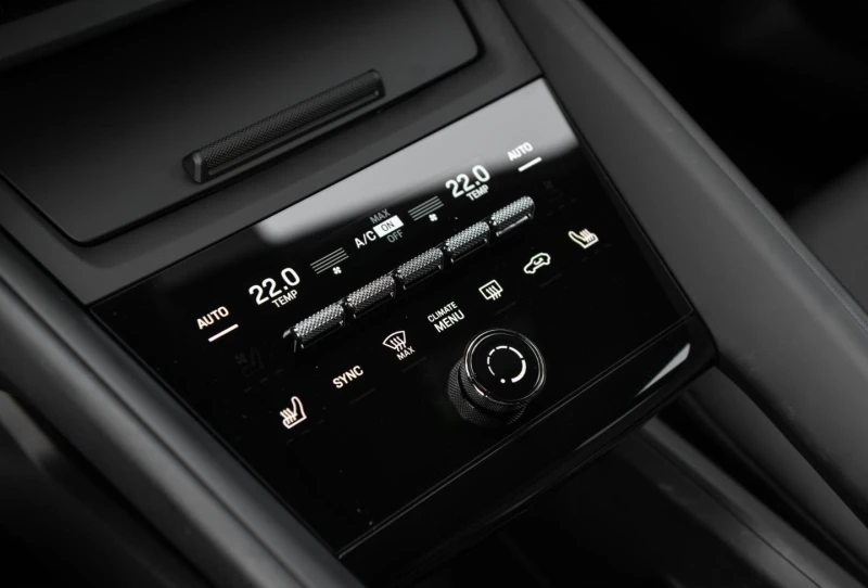 Porsche Macan ELECTRIC/NEW MODEL/BOSE/LED/CAMERA/20/, снимка 12 - Автомобили и джипове - 52221310