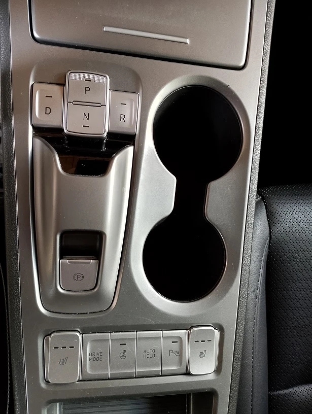 Hyundai Kona 64KWh* SOH100%* PREMIUM* DISTRONIC* ПОРЪЧКОВ - изображение 9