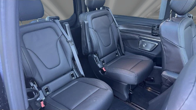 Mercedes-Benz EQV 300 Long = Avantgarde = Airmatic �������� | Mobile.bg � ����������� 11