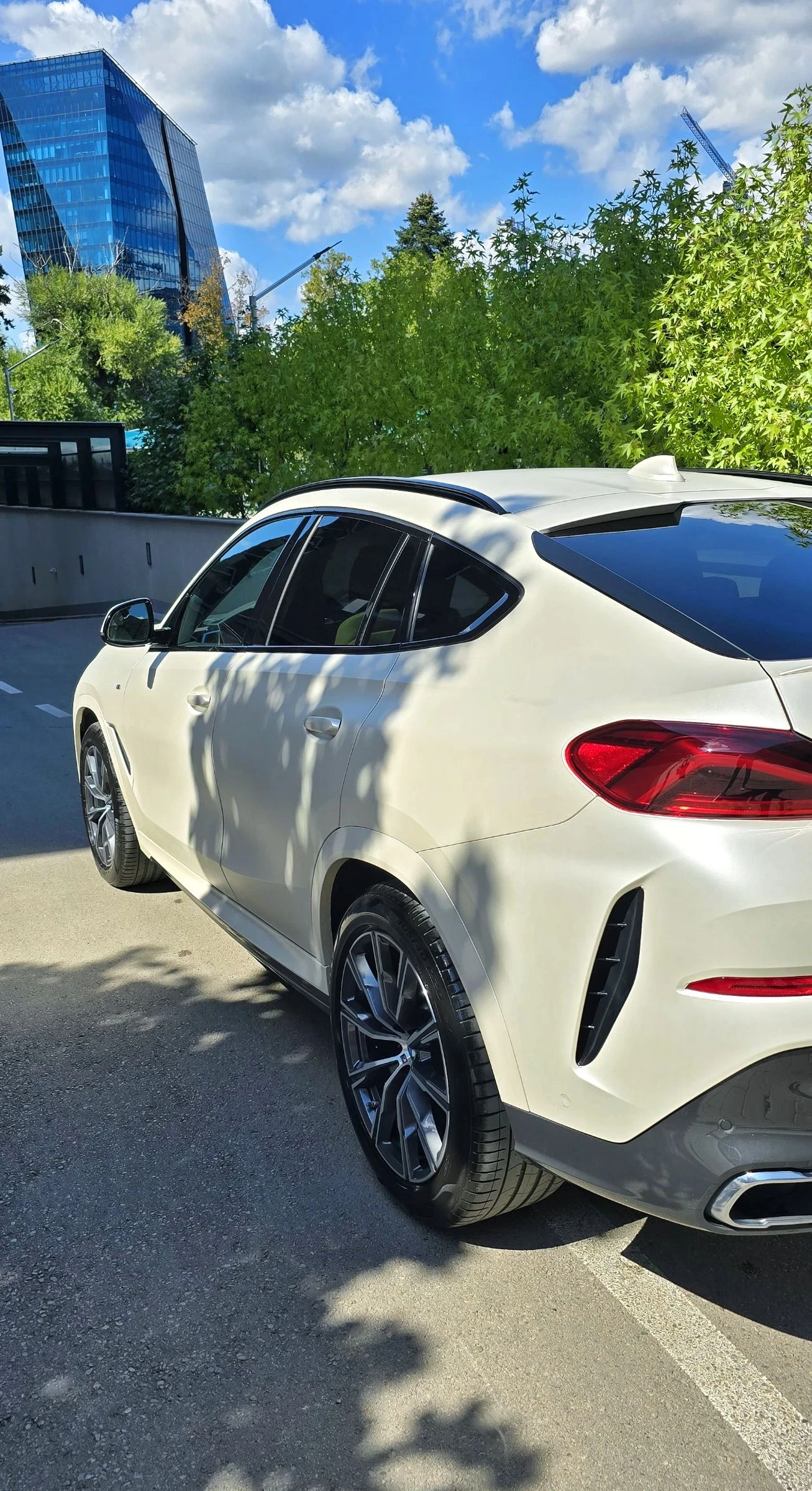 BMW X6 В ГАРАНЦИЯ ДО 06.2027 - изображение 2