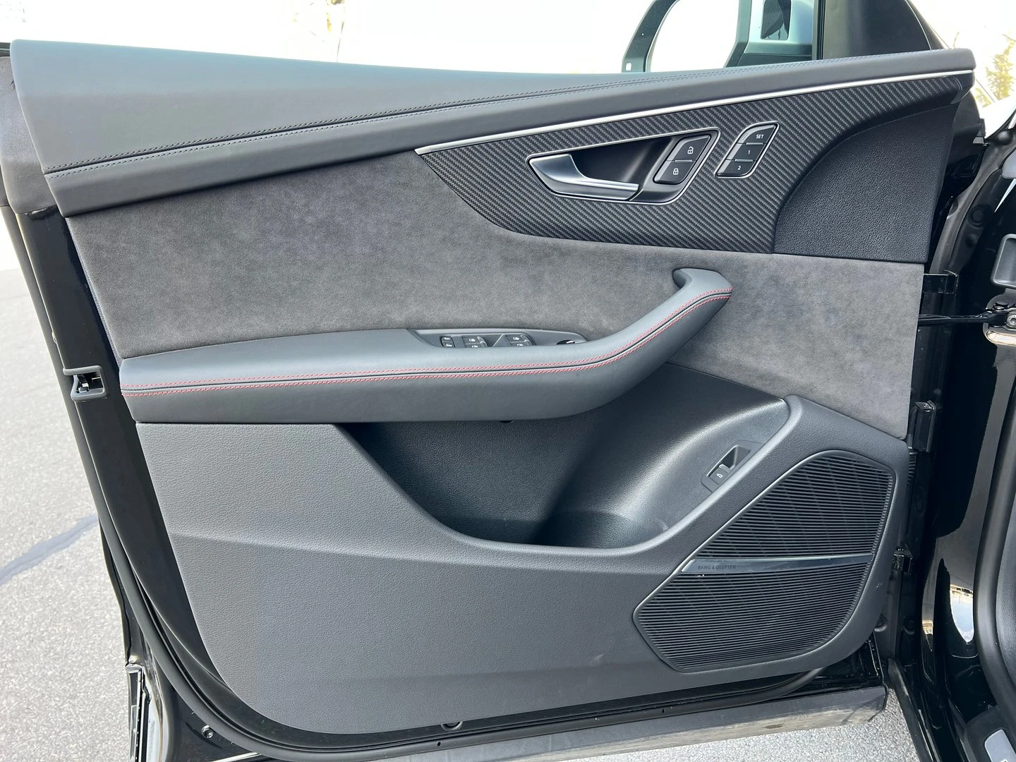 Audi RSQ8 Audi RS Q8 TFSI quattro - изображение 7