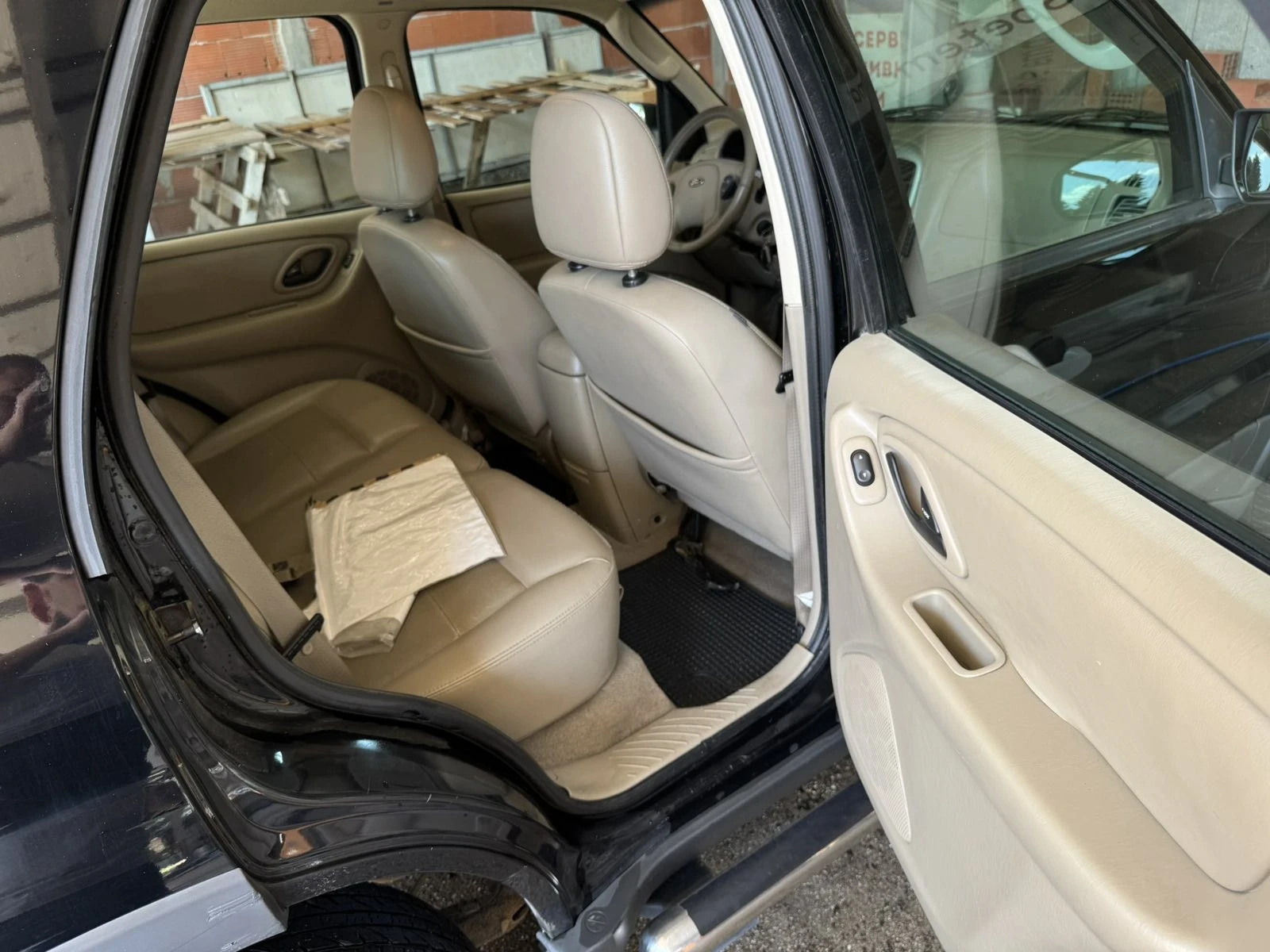 Ford Maverick 2.3i - изображение 8
