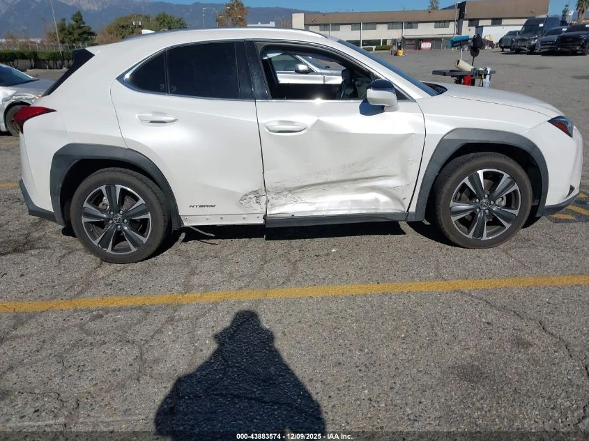 Lexus UX 250h * CARFAX*  | Mobile.bg � ����������� 13