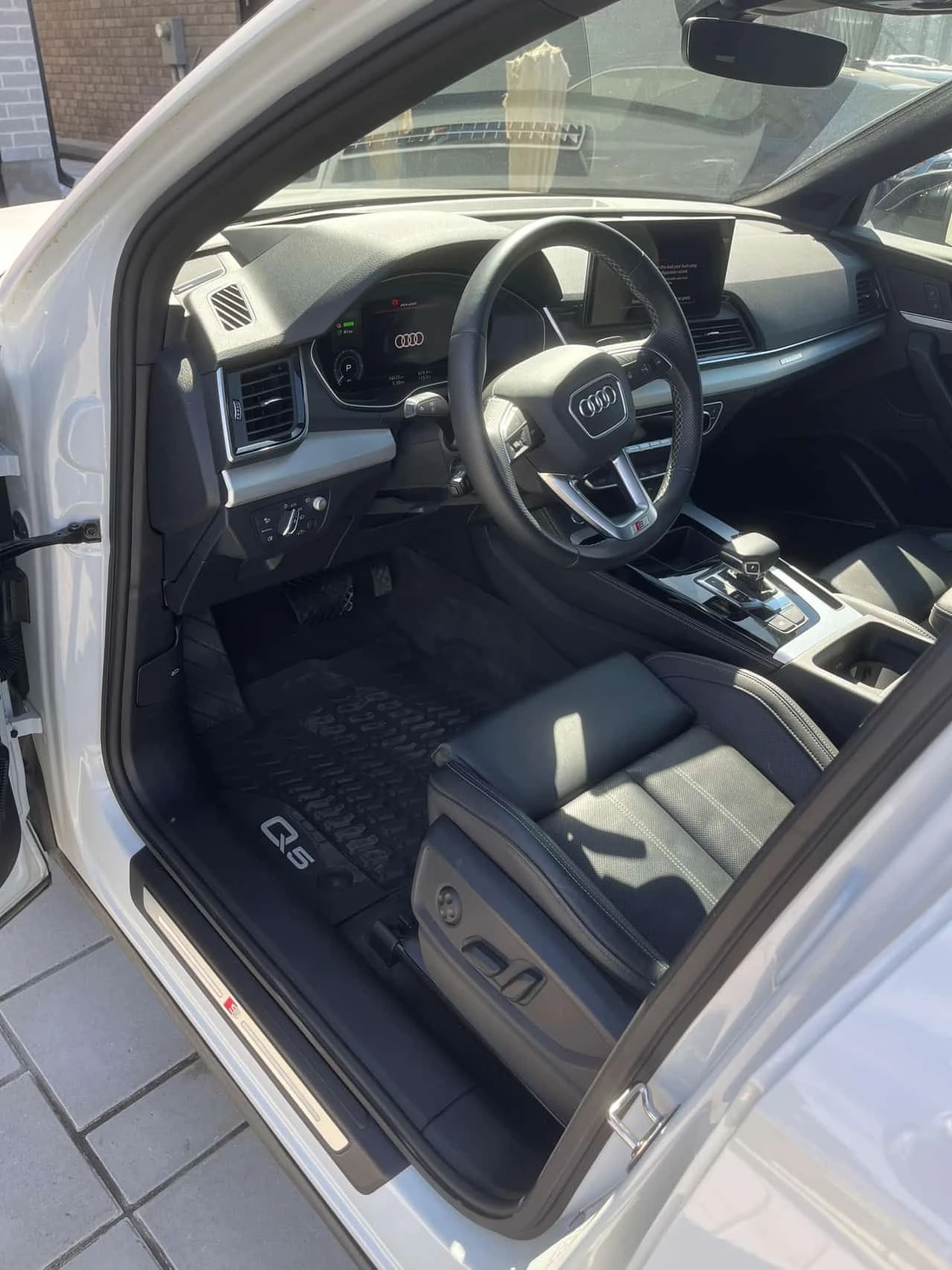 Audi Q5 | Technik | DISTRONIC | 360 | ОБДУХВАНЕ | B&O | , снимка 5 - Автомобили и джипове - 54349780