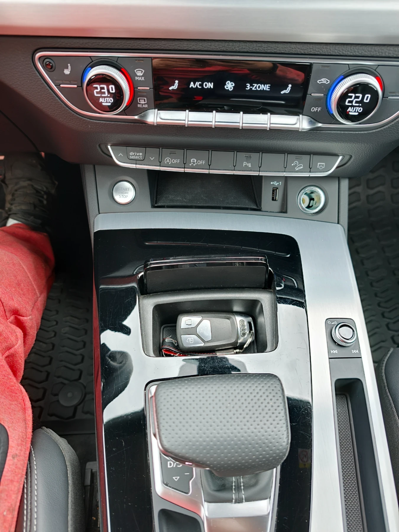 Audi Q5, снимка 10 - Автомобили и джипове - 54639430
