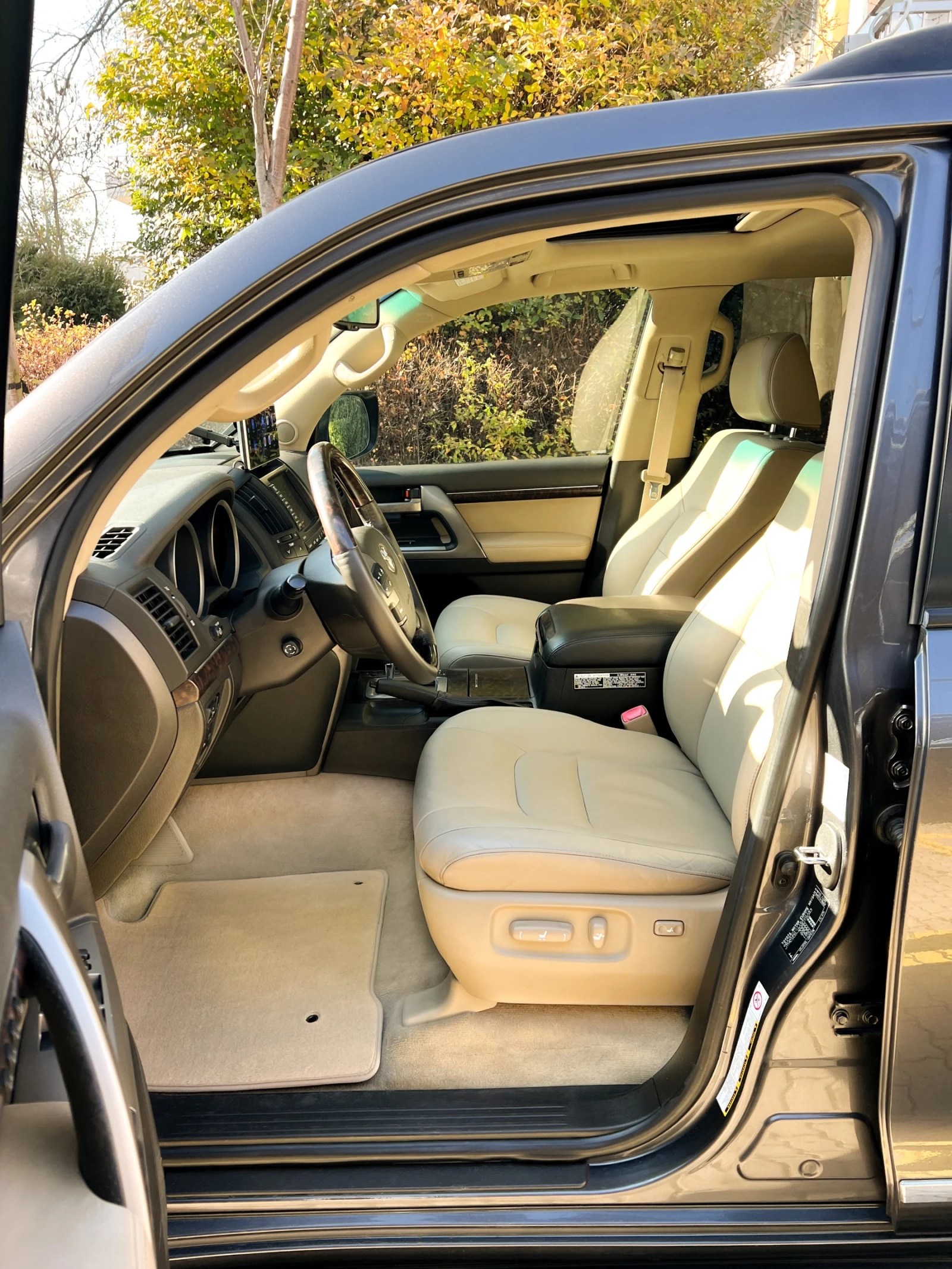 Toyota Land cruiser 200 / 4.5 / V8 / ВСИЧКИ ЕКСТРИ, снимка 7 - Автомобили и джипове - 54773909