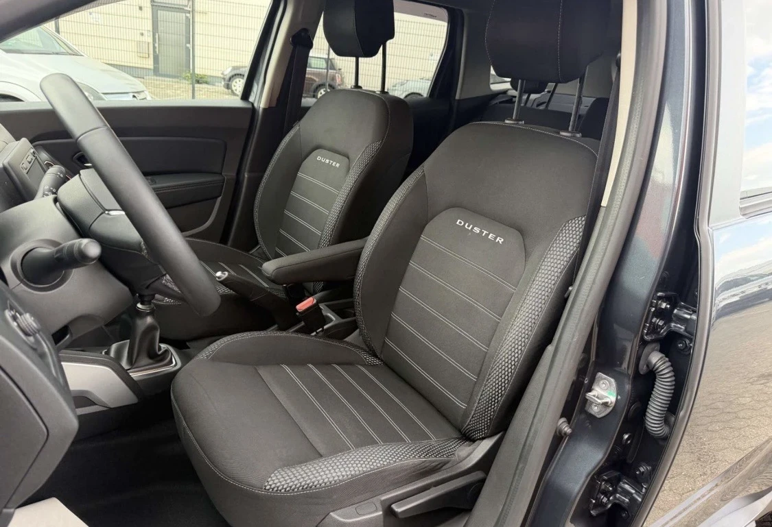 Dacia Duster, снимка 9 - Автомобили и джипове - 55221677