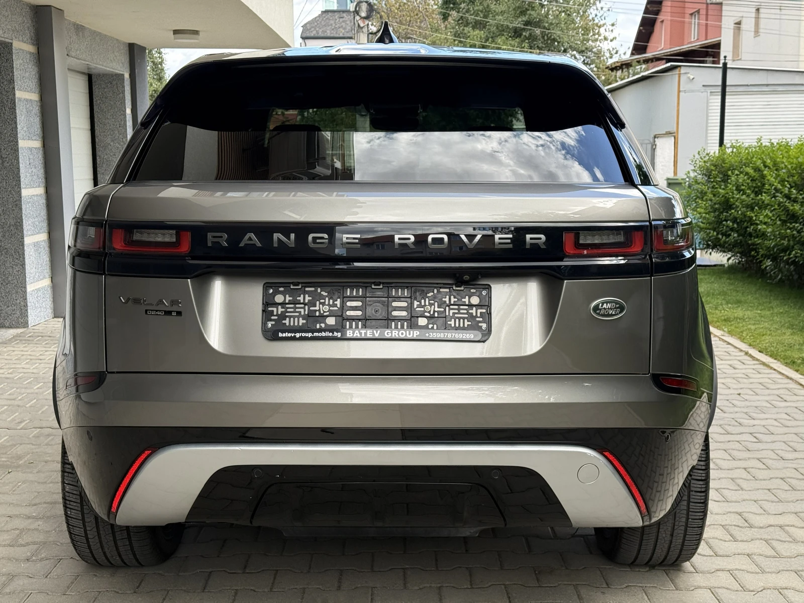 Land Rover Range Rover Velar R-Dynamic-4x4-240к.с-TOP-TOP, снимка 6 - Автомобили и джипове - 55231690