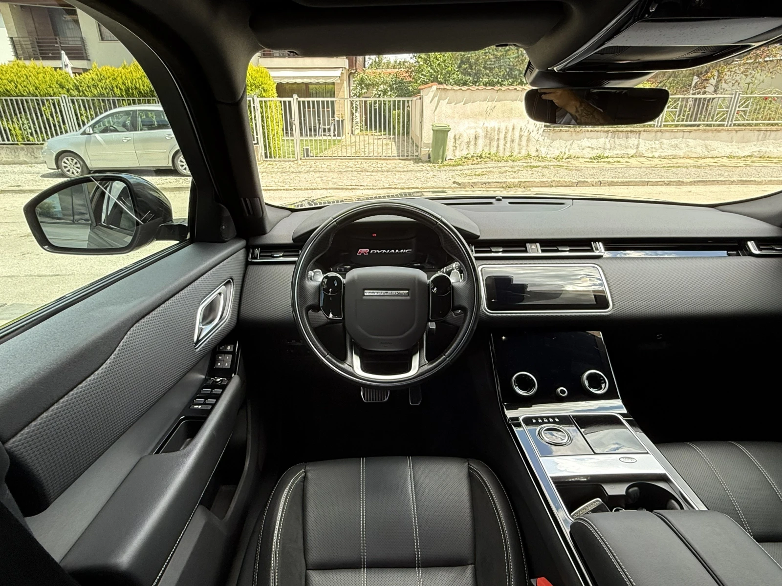 Land Rover Range Rover Velar R-Dynamic-4x4-240к.с-TOP-TOP, снимка 10 - Автомобили и джипове - 55231690