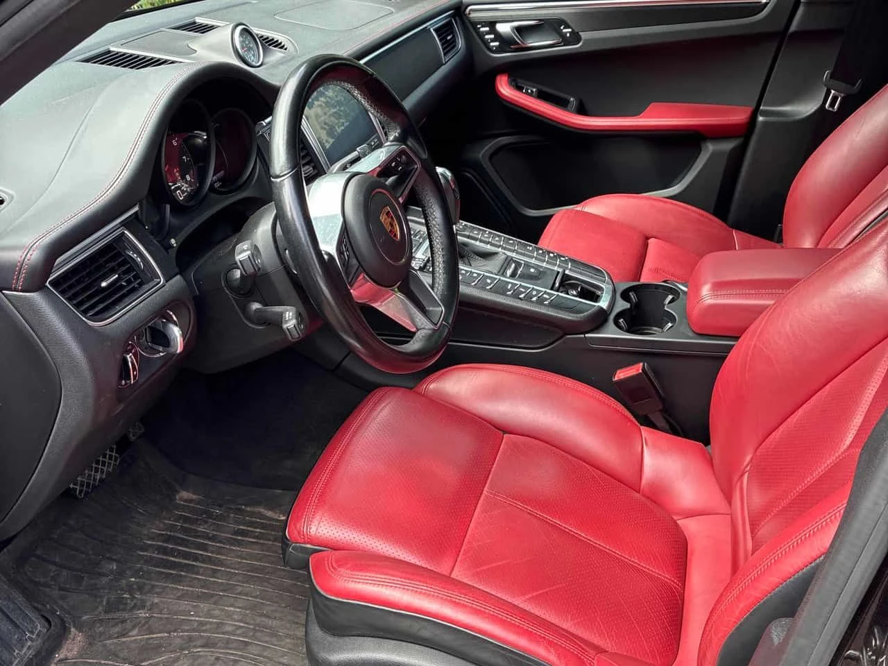 Porsche Macan * GTS * ШУМ В МОТОРА* КЛИП НА МОТОРА* , снимка 7 - Автомобили и джипове - 55555965