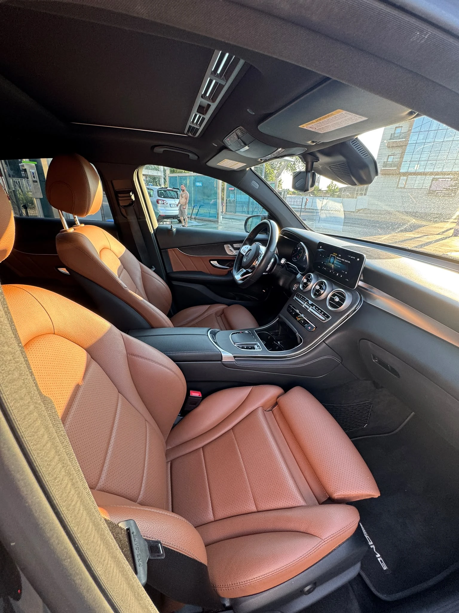 Mercedes-Benz GLC 300, снимка 11 - Автомобили и джипове - 55595087