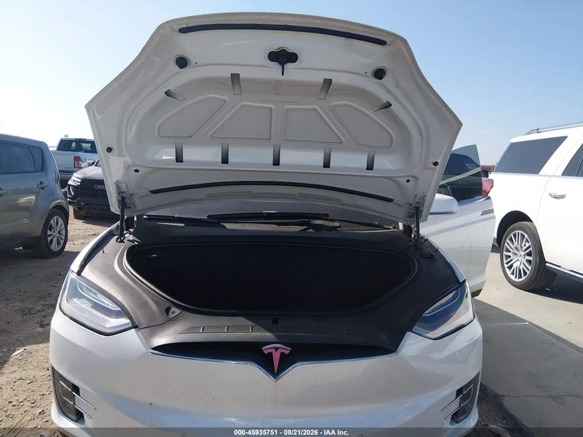 Tesla Model X 75D AWD, снимка 10 - Автомобили и джипове - 55893534