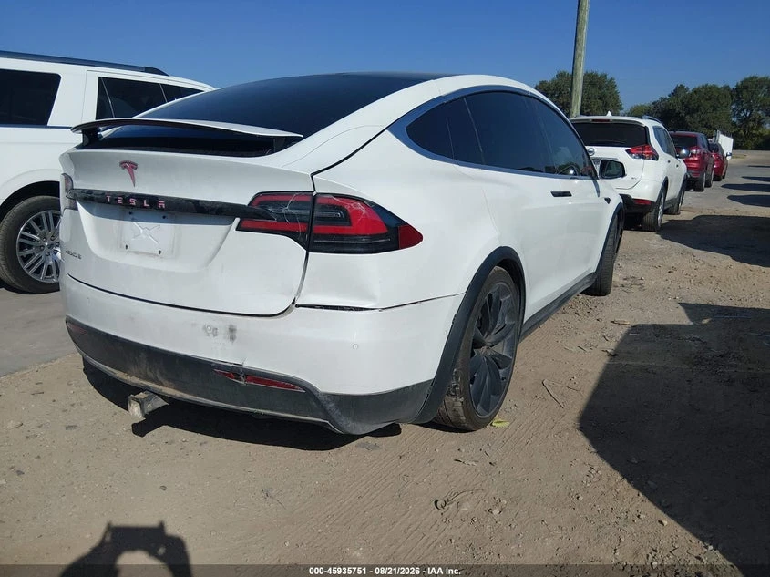Tesla Model X 75D AWD, снимка 4 - Автомобили и джипове - 55893534