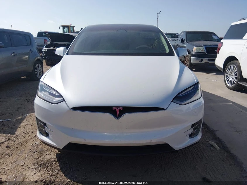 Tesla Model X 75D AWD, снимка 13 - Автомобили и джипове - 55893534