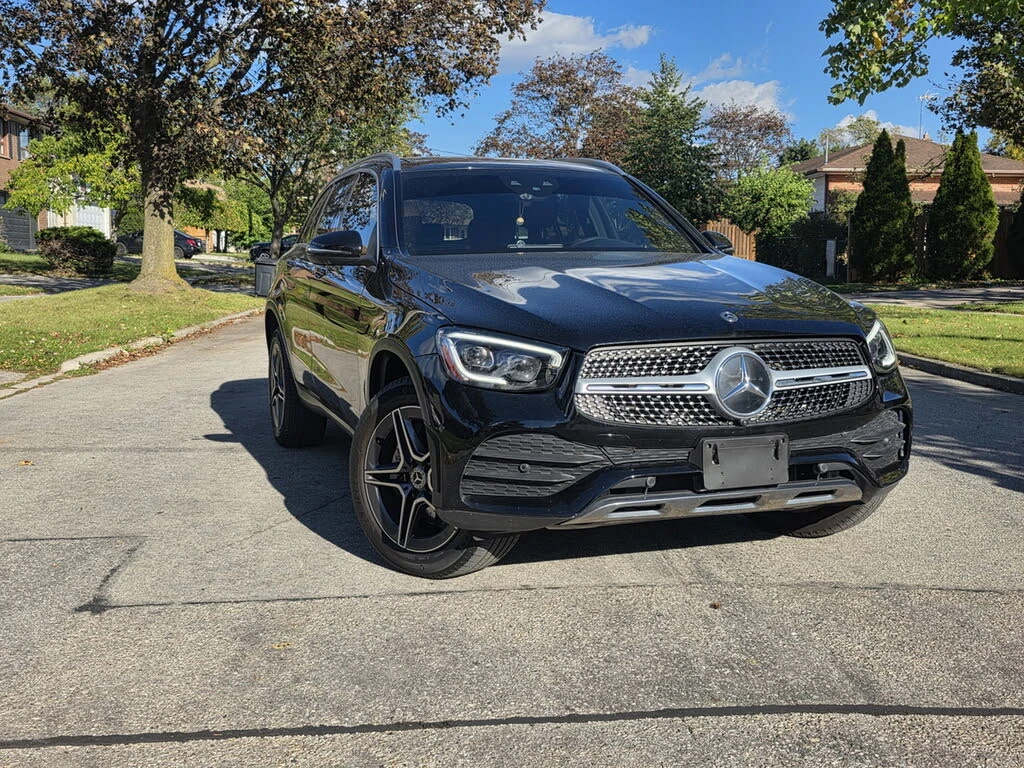 Mercedes-Benz GLC 300 ЧЕРВЕНА КОЖА