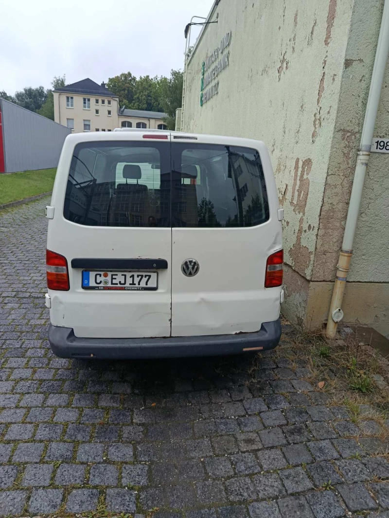 VW T5, снимка 4 - Бусове и автобуси - 52157167