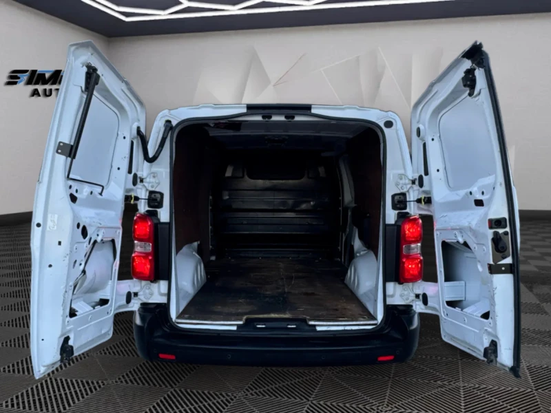 Toyota Proace XL 2.0HDI 177КС. АВТОМАТИК НАВИГАЦИЯ APPLE CARPLAY, снимка 7 - Бусове и автобуси - 52938577