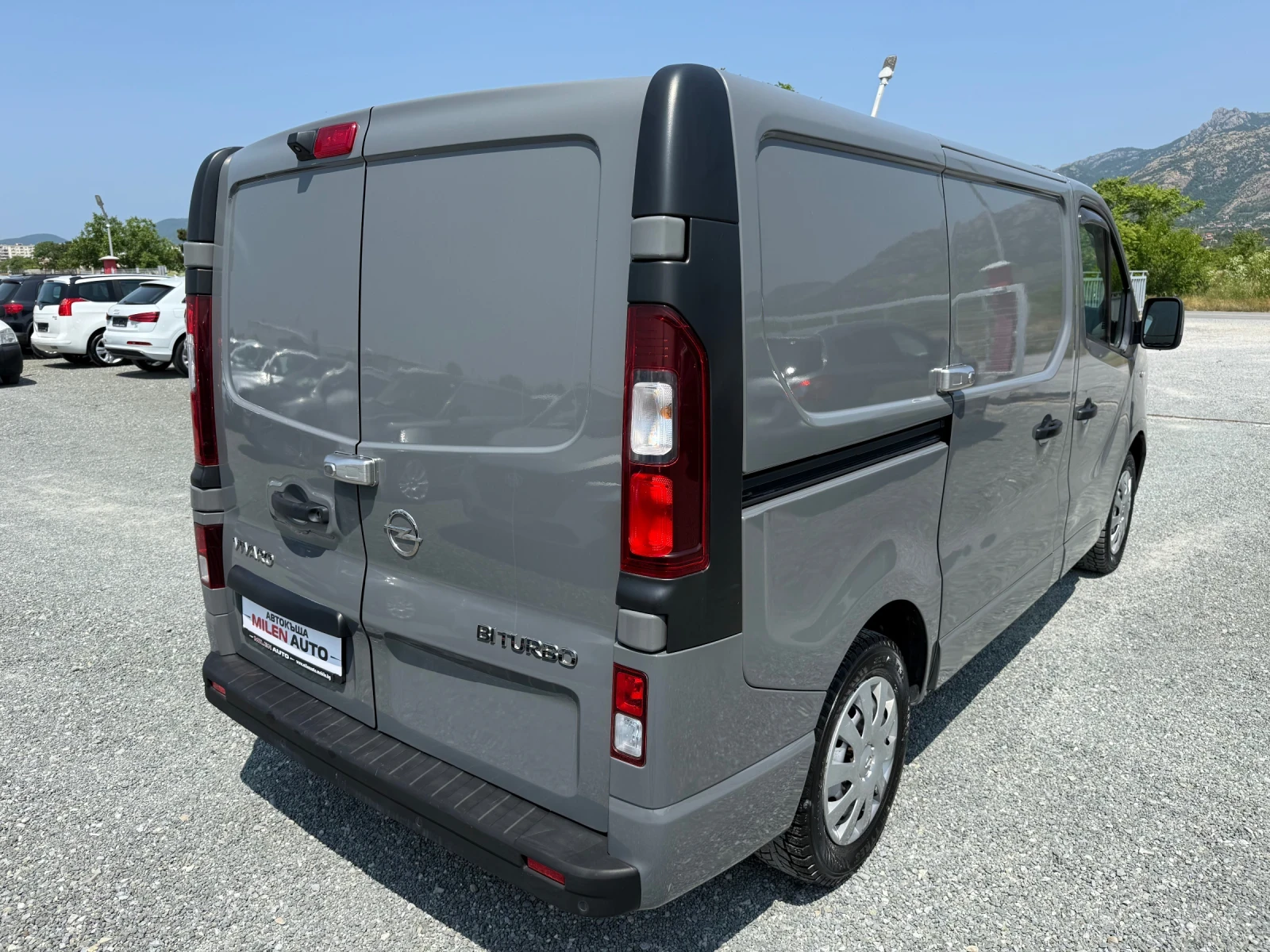 Opel Vivaro (KATO НОВА) - изображение 6