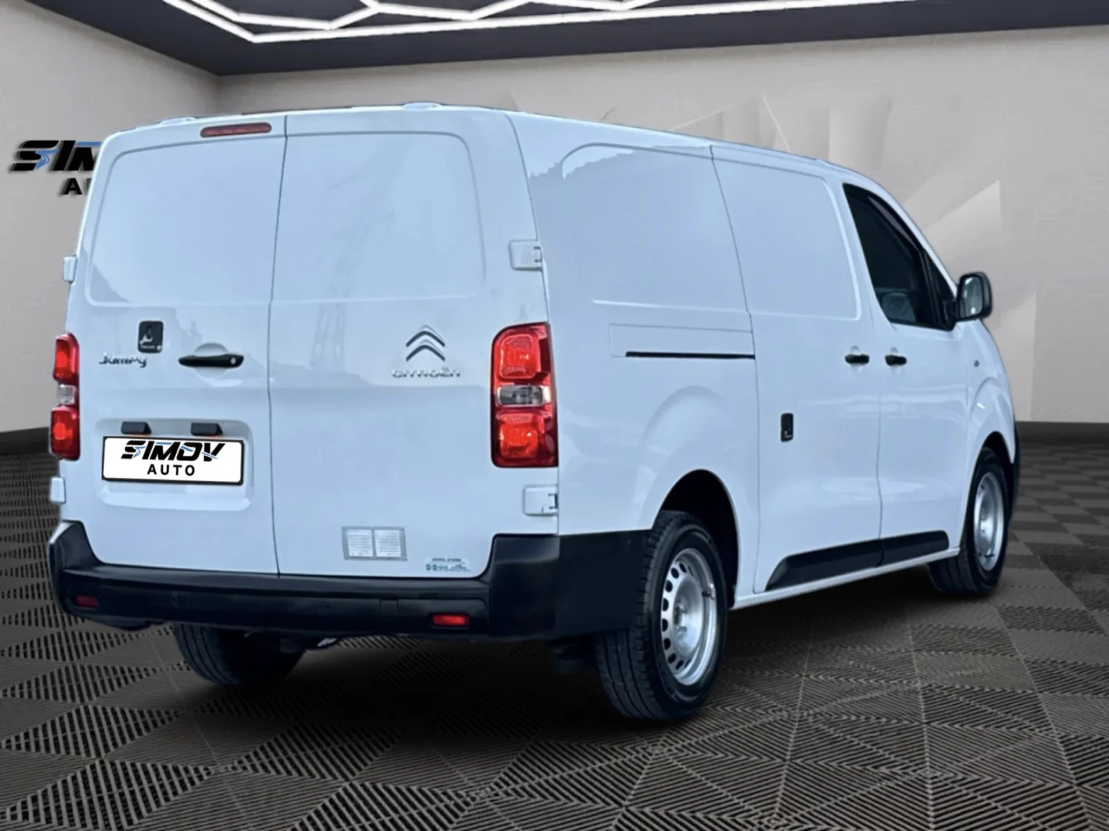 Toyota Proace XL 2.0HDI 177КС. АВТОМАТИК НАВИГАЦИЯ APPLE CARPLAY - изображение 2