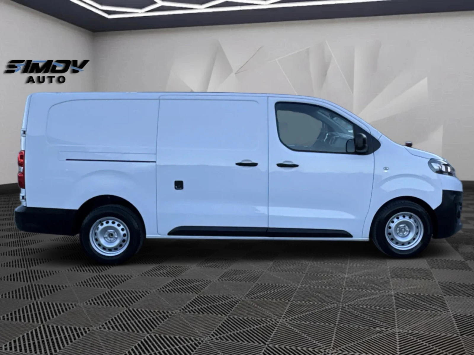 Toyota Proace XL 2.0HDI 177КС. АВТОМАТИК НАВИГАЦИЯ APPLE CARPLAY - изображение 6