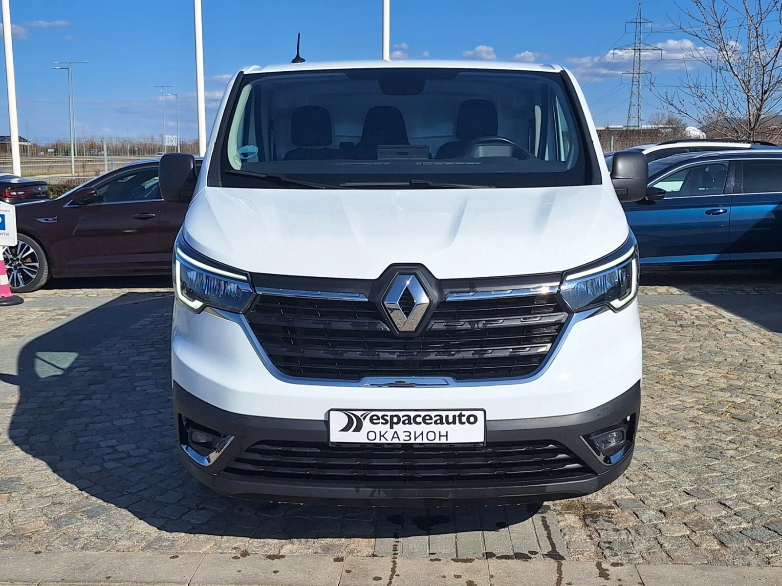 Renault Trafic TRAFIC L1H1 КАПАРИРАН, снимка 2 - Бусове и автобуси - 53878050