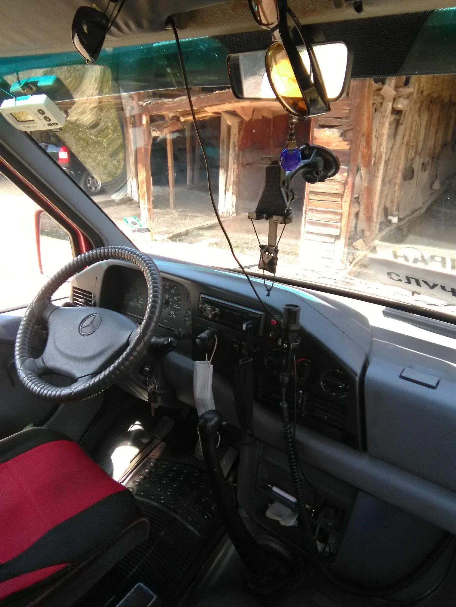 Mercedes-Benz 412, снимка 4 - Бусове и автобуси - 53911258