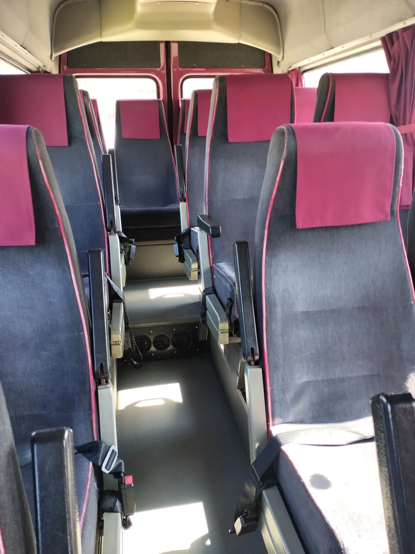 Mercedes-Benz 412, снимка 7 - Бусове и автобуси - 53911258