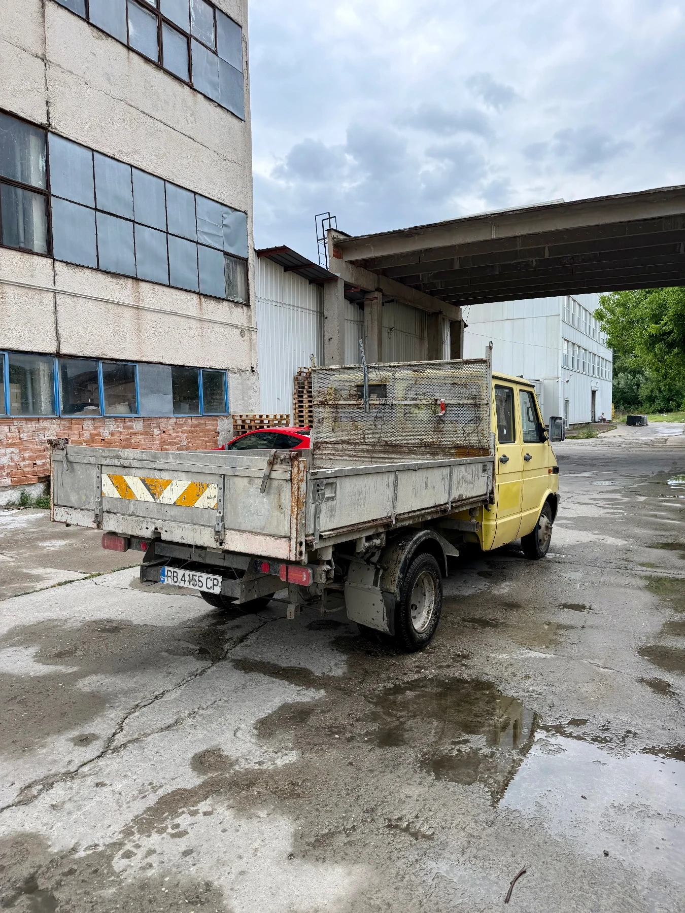 Iveco Daily 6+ 1 Самосвал, снимка 4 - Бусове и автобуси - 55222583