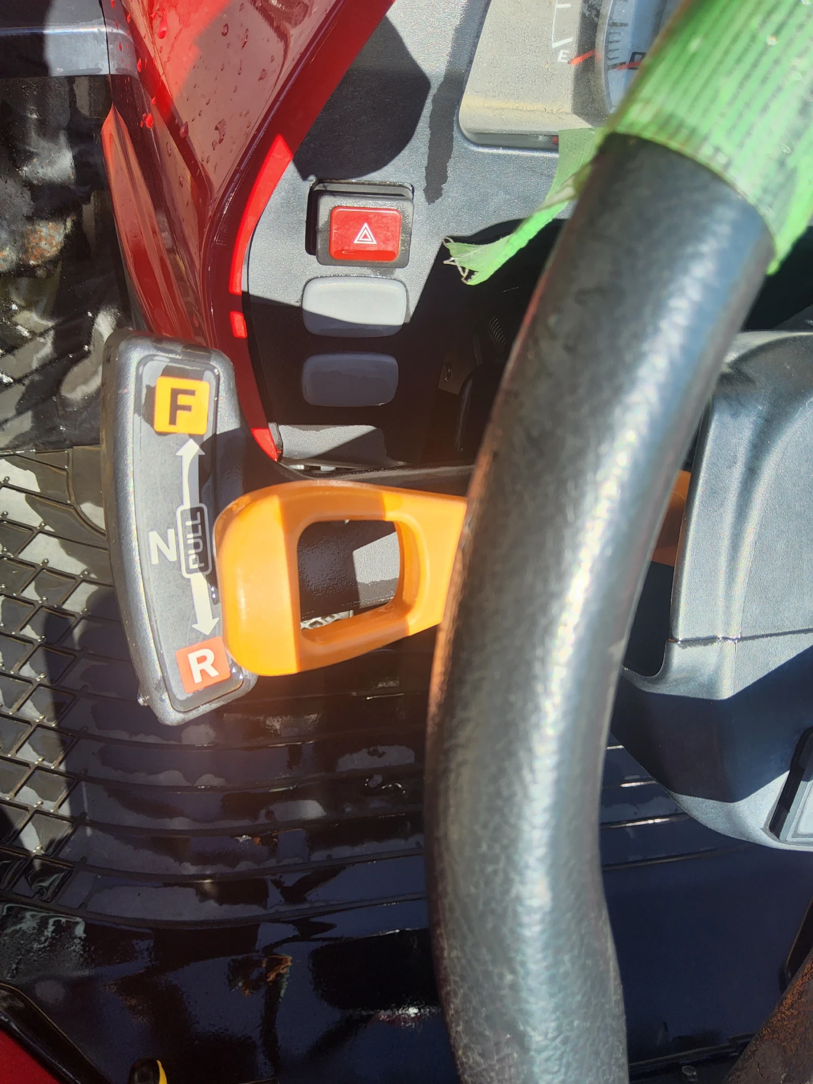 Трактор Yanmar YT 338, снимка 6 - Селскостопанска техника - 55933494